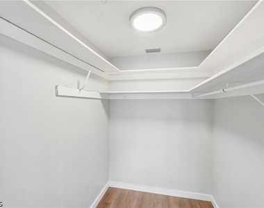 51 Lagoon Drive - Photo Thumbnail 16