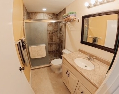 6300 S Pointe Boulevard - Photo Thumbnail 11