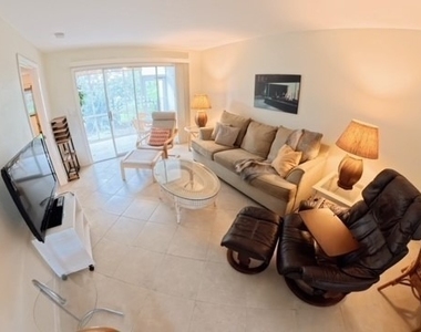 6300 S Pointe Boulevard - Photo Thumbnail 3