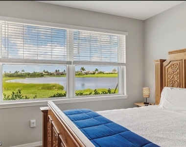 11791 Venetian Lagoon Drive - Photo Thumbnail 12