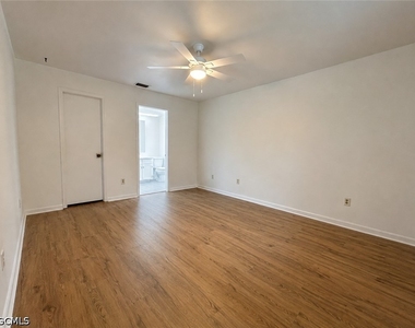 133 Ne 23rd Avenue - Photo Thumbnail 6
