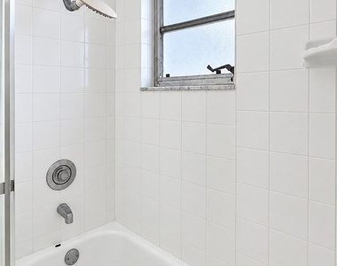 133 Ne 23rd Avenue - Photo Thumbnail 13