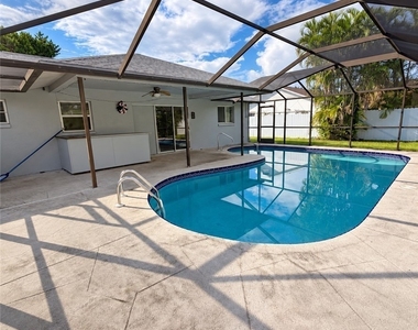 133 Ne 23rd Avenue - Photo Thumbnail 19