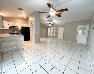133 Ne 23rd Avenue - Photo Thumbnail 3
