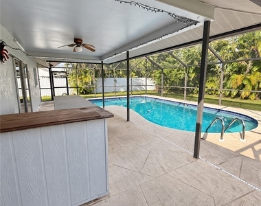 133 Ne 23rd Avenue - Photo Thumbnail 18