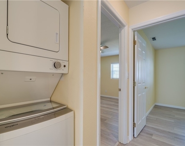 3328 N Key Drive - Photo Thumbnail 12