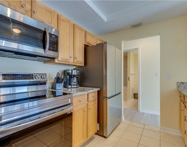 3328 N Key Drive - Photo Thumbnail 7
