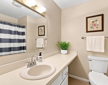 1465 Hooksett - Photo Thumbnail 28