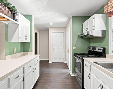 1465 Hooksett - Photo Thumbnail 11