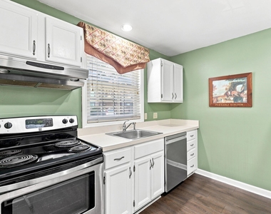 1465 Hooksett - Photo Thumbnail 6