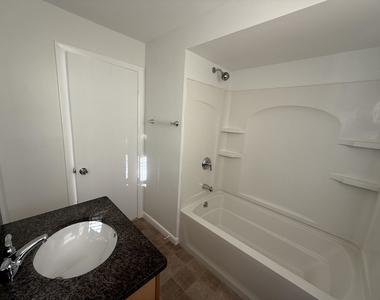 153 Rumford - Photo Thumbnail 9