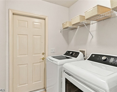 4705 Hawks Nest Way - Photo Thumbnail 19