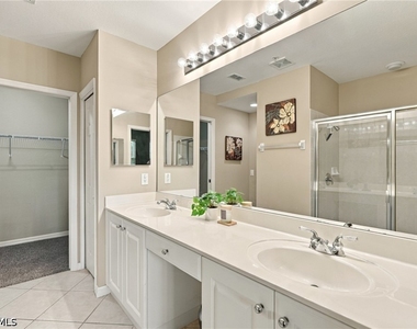 4705 Hawks Nest Way - Photo Thumbnail 6