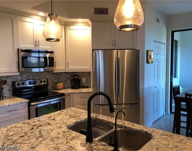 7040 Pelican Bay Boulevard - Photo Thumbnail 6