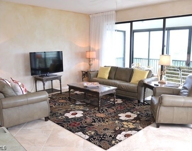 7040 Pelican Bay Boulevard - Photo Thumbnail 1