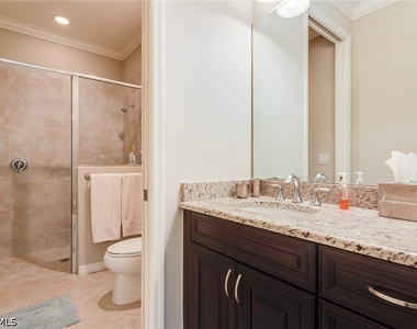 9082 Capistrano Street N - Photo Thumbnail 10