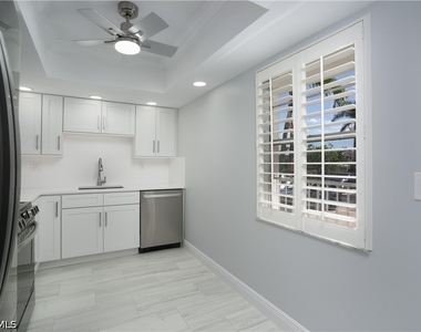 1120 Little Neck Court - Photo Thumbnail 11