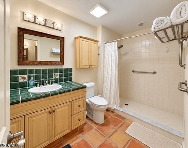 4021 Whiskey Pointe Lane - Photo Thumbnail 15