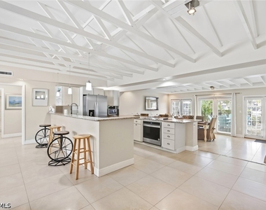 3350 Bayshore Drive - Photo Thumbnail 8