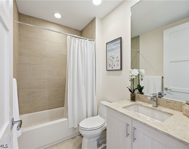 1035 3rd Avenue S - Photo Thumbnail 15