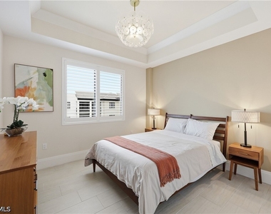 1035 3rd Avenue S - Photo Thumbnail 13