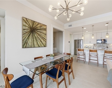 1035 3rd Avenue S - Photo Thumbnail 6