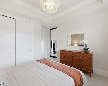 1035 3rd Avenue S - Photo Thumbnail 14