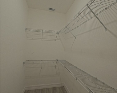 5036 Jones Drive - Photo Thumbnail 13