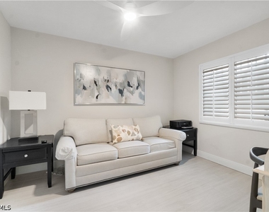 10686 Gulf Shore Drive - Photo Thumbnail 11