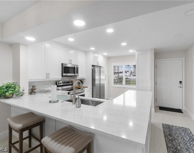 10686 Gulf Shore Drive - Photo Thumbnail 3
