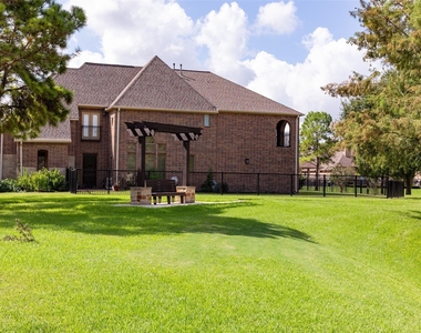 1126 Sopris Drive - Photo Thumbnail 27