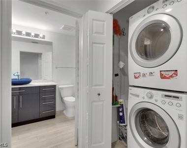 401 Bayfront Place - Photo Thumbnail 11