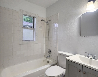 2996 Francis Avenue - Photo Thumbnail 3