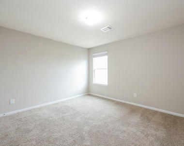 18643 Cooper Ravine Way - Photo Thumbnail 15
