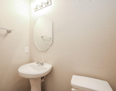 18643 Cooper Ravine Way - Photo Thumbnail 11