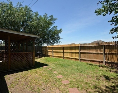 7251 River Pines Drive - Photo Thumbnail 7
