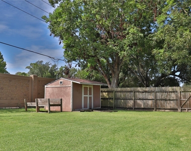 2706 S Brompton Drive - Photo Thumbnail 28