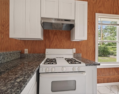 5220 Simsbrook Drive - Photo Thumbnail 11