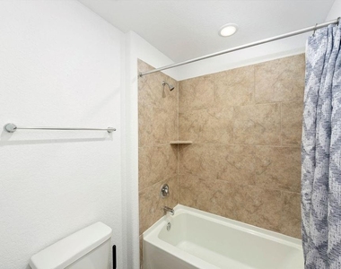 23007 Bright Light Lane - Photo Thumbnail 15