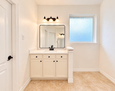 8410 Misty Mountain Trail Lane - Photo Thumbnail 28