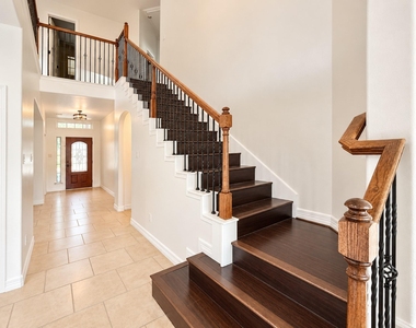 8410 Misty Mountain Trail Lane - Photo Thumbnail 30