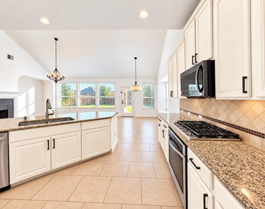 8410 Misty Mountain Trail Lane - Photo Thumbnail 18