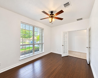 8410 Misty Mountain Trail Lane - Photo Thumbnail 5