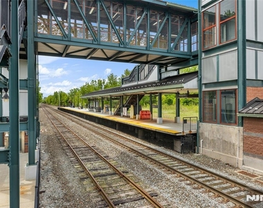 46 Truman - Photo Thumbnail 42
