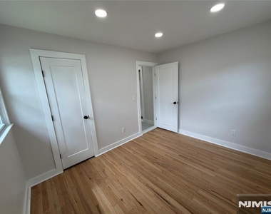 310 Passaic - Photo Thumbnail 7