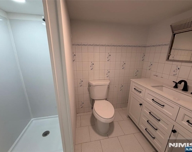 310 Passaic - Photo Thumbnail 14