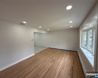 310 Passaic - Photo Thumbnail 1