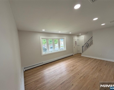 310 Passaic - Photo Thumbnail 2