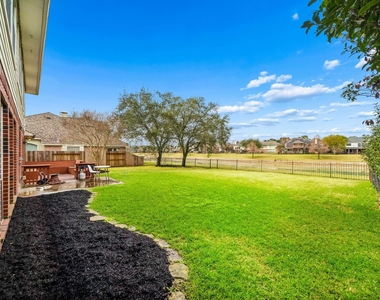 12310 Shadow Island Drive - Photo Thumbnail 24