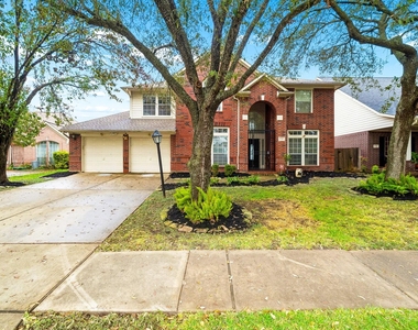 12310 Shadow Island Drive - Photo Thumbnail 3